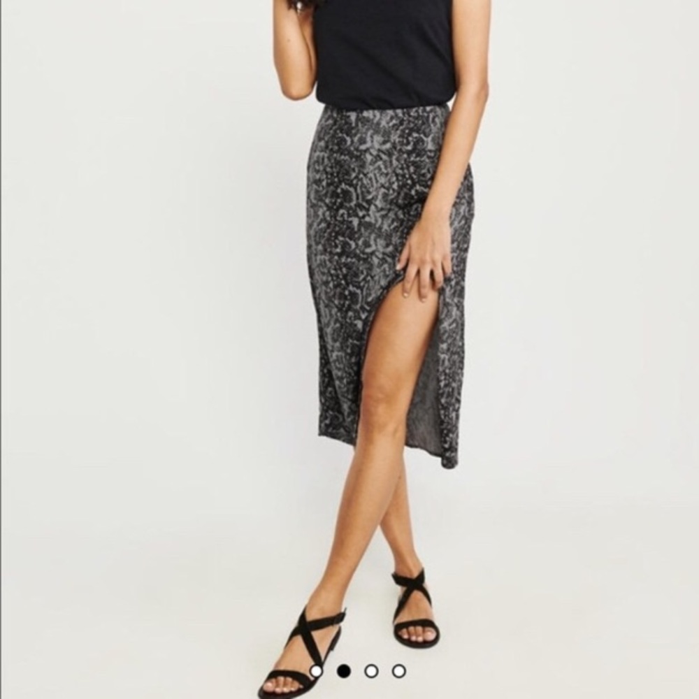 Snake Print Midi Skirt XS